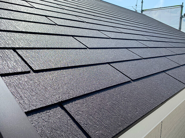 屋根塗装（シリコン塗料）の写真